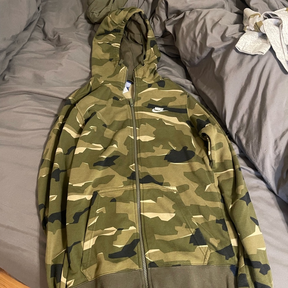 Nike Camo Hoodie